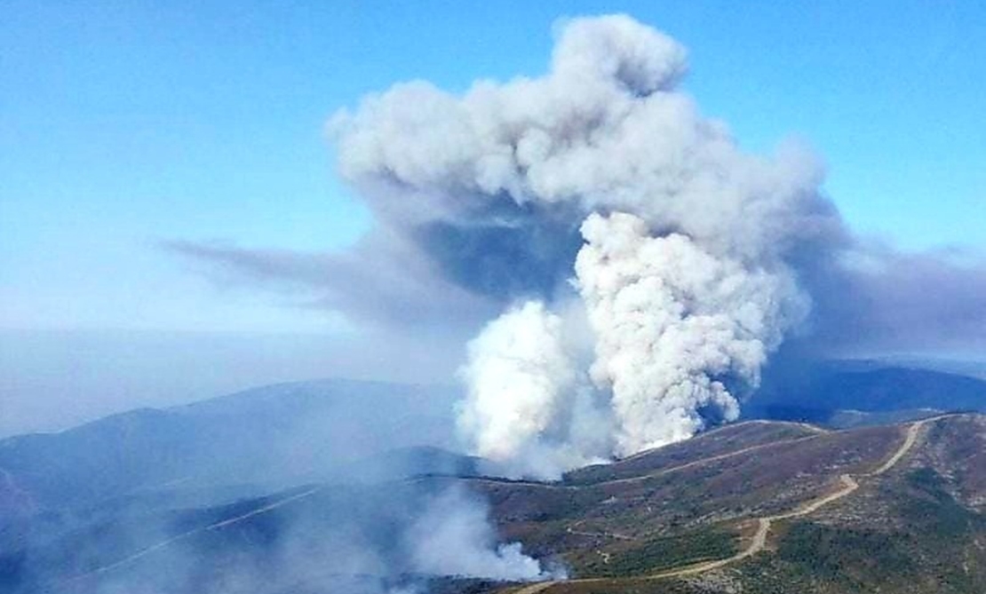 El incendio de Hurdes y Gata ya ha arrasado más de 8.500 hectáreas