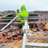 Un rayo destroza el tejado de una casa en un pueblo extremeño