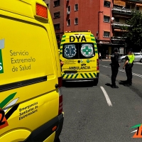 Accidente de tráfico en la Cruz de los Caídos de Cáceres