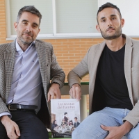 Dos profesores de la UEx logran situar su libro entre los más vendidos del país