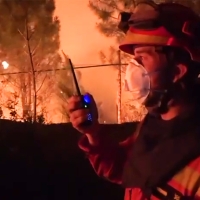 Desalojadas 550 personas durante la madrugada por el incendio forestal