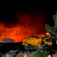 USO denuncia que a los bomberos no les han llevado ni agua durante la noche