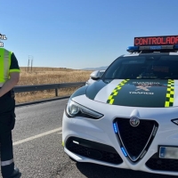 Detenido un joven de 22 años por circular a 225 km/h por la autovía A-5
