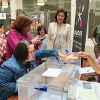 Simulacro electoral destinado a personas con discapacidad cognitiva en Extremadura