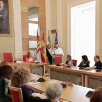 Reivindican en Cáceres la necesidad de más fondos para la investigación de la fibromialgia