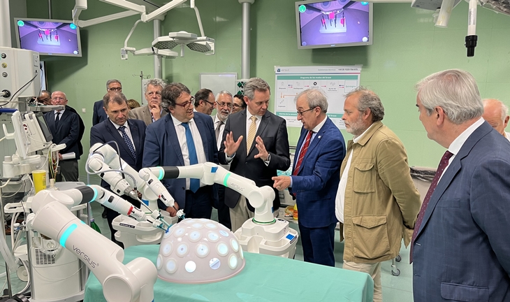 Ensalzan la apuesta de Extremadura por la innovación en cirugía robótica