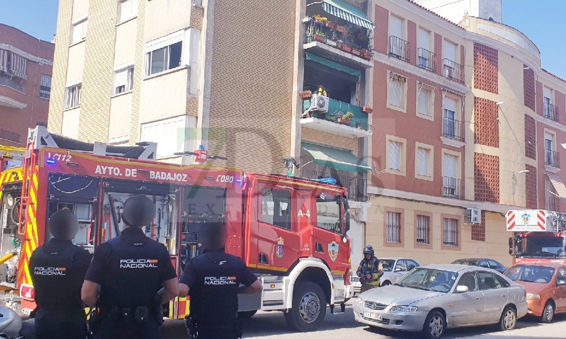 Incendio de vivienda en la barriada de San Roque (BA)