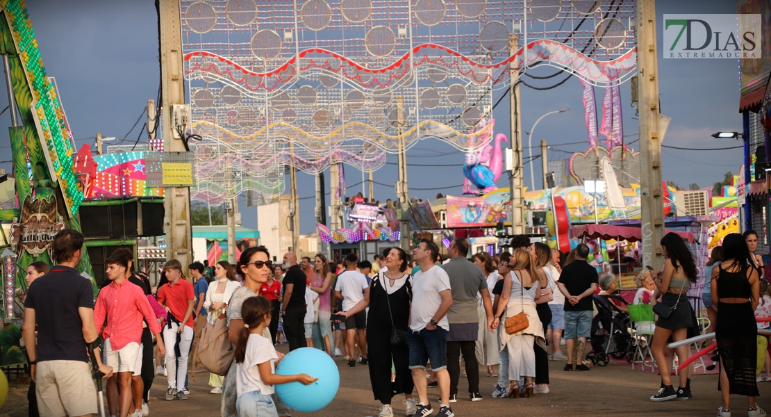 Gran ambiente en la feria de San Juan 2023