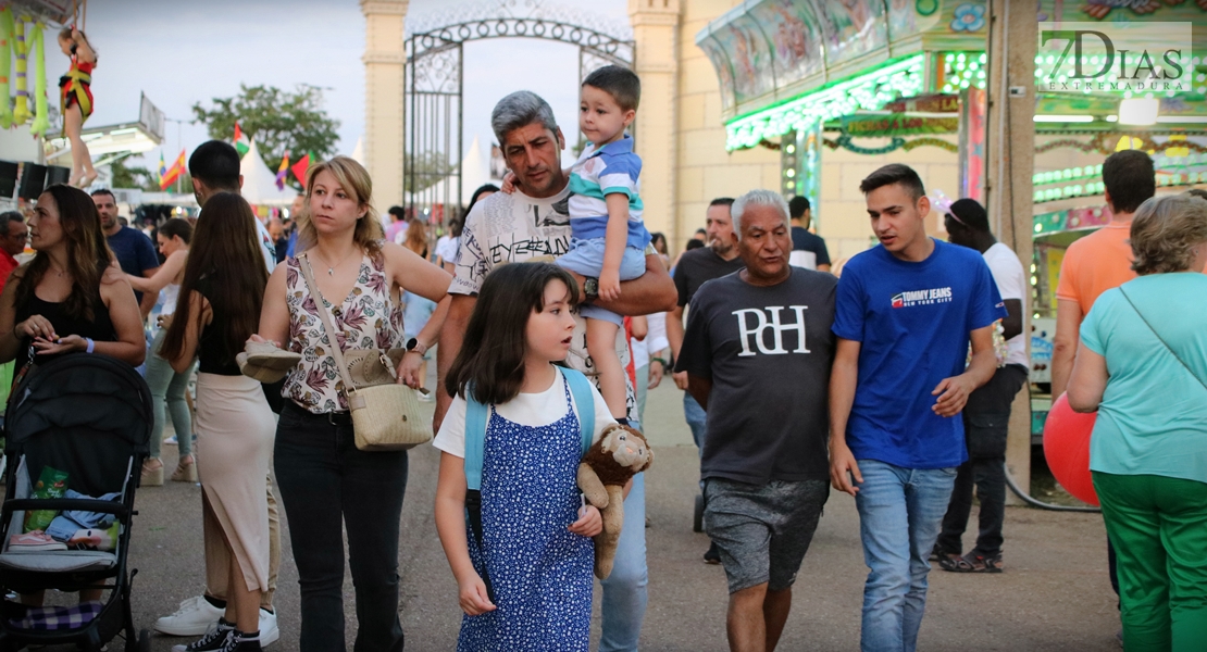 Gran ambiente en la feria de San Juan 2023