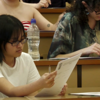 ¿Qué pasa si me pillan copiando en el examen de la EBAU?