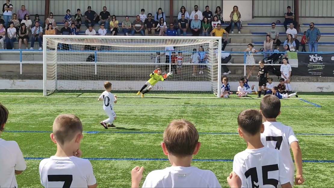 El CD Badajoz vence en el XXV maratón Alburquerque de fútbol 7