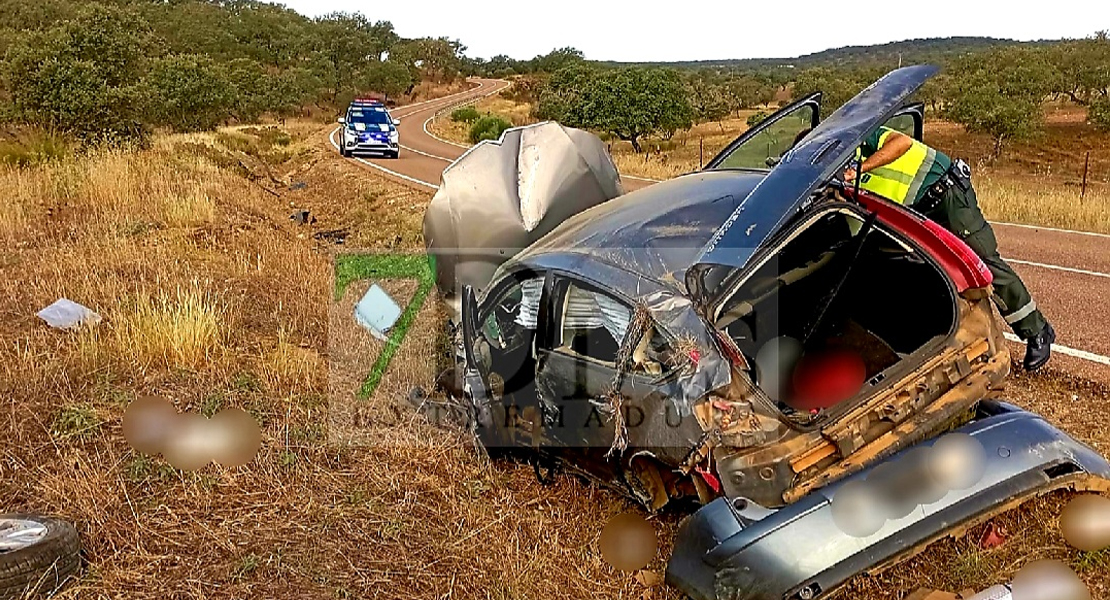 Accidente entre Alburquerque y Aliseda en la EX-303