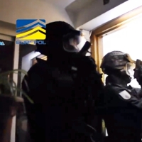 Desarticulada una organización criminal transnacional que introducía migrantes