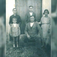 Dos hermanos regresan a su pueblo en Extremadura 82 años después