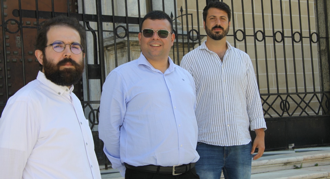 Celso Morga ordena a tres diáconos en la Catedral de Badajoz