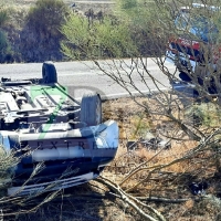 Atrapada tras un accidente en la EX-387