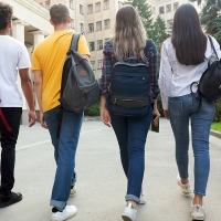 La Junta reparte 16.800 € entre estos 30 estudiantes extremeños