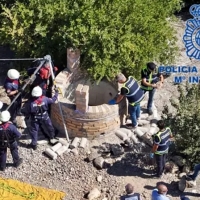 Localizado el cadáver de una mujer en un pozo a gran profundidad