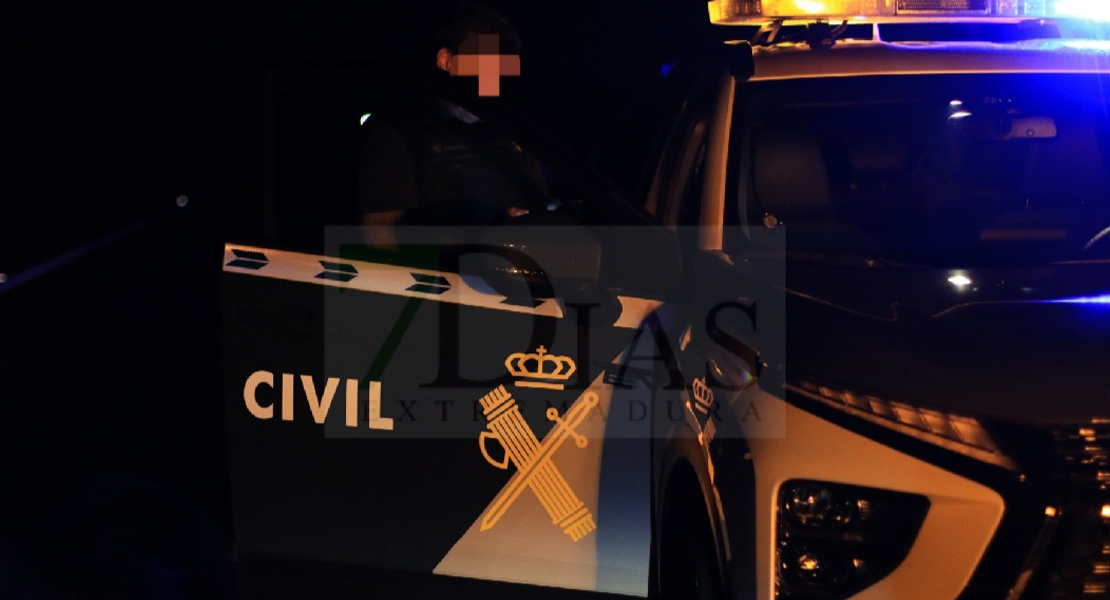 Policía Nacional y Guardia Civil buscan a una persona huida tras accidentarse en la BA-022