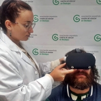 Gafas virtuales para mejorar el bienestar de los pacientes en tratamiento de cáncer en Badajoz
