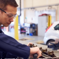 Disminuye la oferta de trabajos para titulados en FP en Extremadura