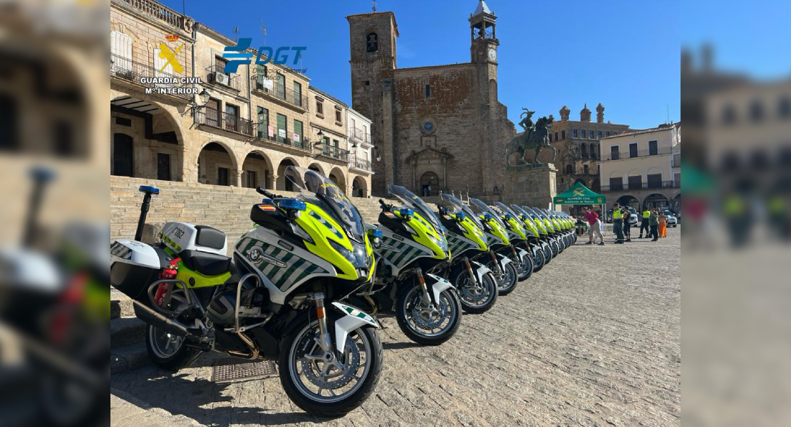 Así son las nuevas motocicletas de la Guardia Civil presentadas en Trujillo
