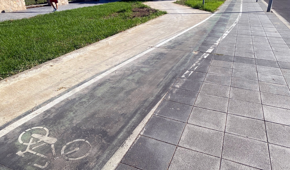 ¿Acabará algún día el carril bici del paseo Fluvial?