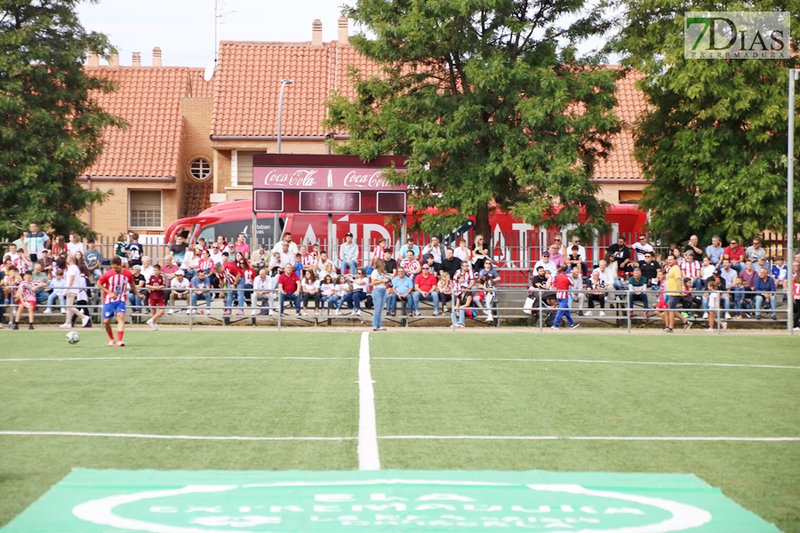 REPOR: Gran ambiente en el partido entre las leyendas del Atlético de Madrid y los veteranos del C.D. Badajoz