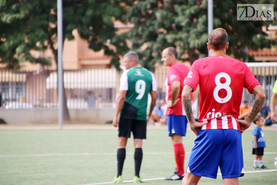 REPOR: Gran ambiente en el partido entre las leyendas del Atlético de Madrid y los veteranos del C.D. Badajoz