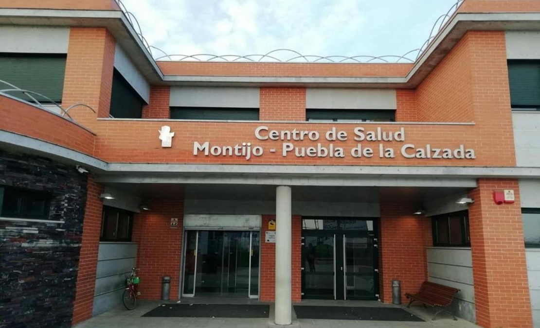 Atacan con gas pimienta el centro de salud de Montijo