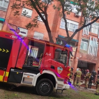 Todo el parque de bomberos movilizado por un incendio de vivienda en Badajoz