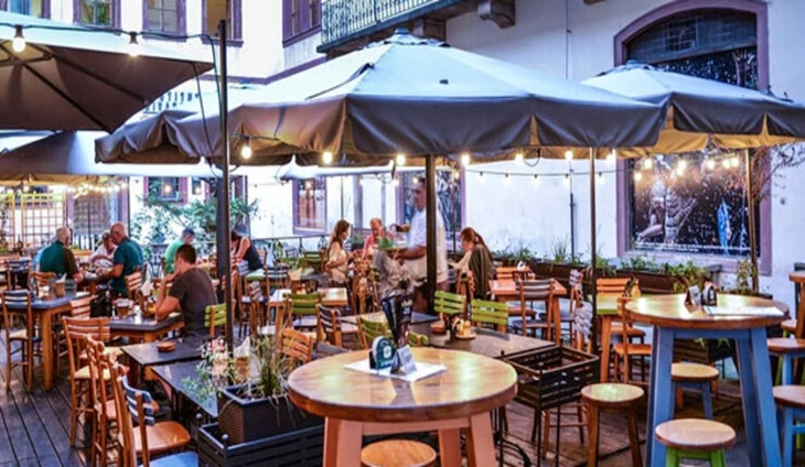¡Cuidado! La Policía Nacional alerta sobre una nueva estafa en bares y restaurantes