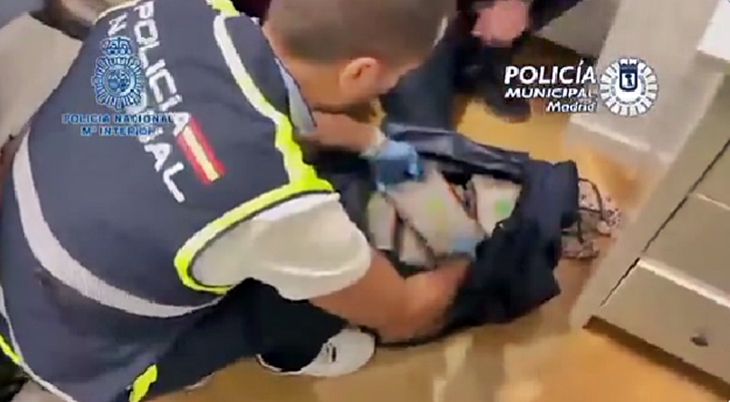 Desarticulan una organización dedicada al tráfico de drogas que distribuía cocaína oculta en vehículos