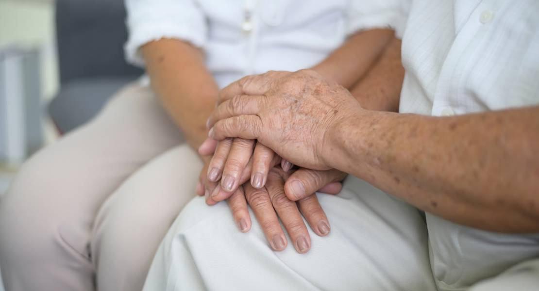 Se establece un convenio para mejorar las condiciones de los servicios de los más mayores