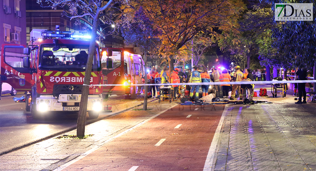 Grave accidente de tráfico urbano en Badajoz