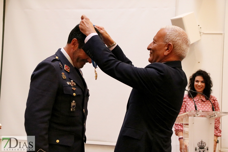 Imágenes de la entrega de medallas al mérito civil en Badajoz