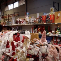 Autónomos, empresas y centros públicos, descubrid la Navidad en Cash Bustamante en el polígono el Nevero de Badajoz