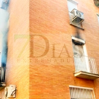 Una menor de 13 años intoxicada en un incendio en Almendralejo