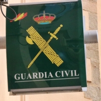 La Guardia Civil reduce a un hombre armado en Piornal (Cáceres)