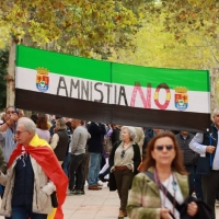 La manifestación contra la amnistía en Badajoz congrega a miles de pacenses