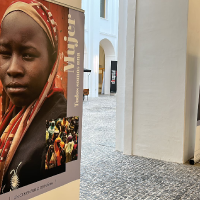El Hospital Centro Vivo acoge la exposición &#39;MUJER, todos somos una&#39;