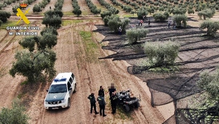 Investigados dos vecinos de Almendralejo por tener a 14 trabajadores sin contrato