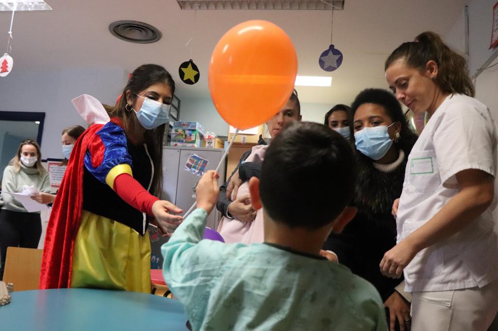 Iberocio se acerca al Hospital Materno Infantil de Badajoz