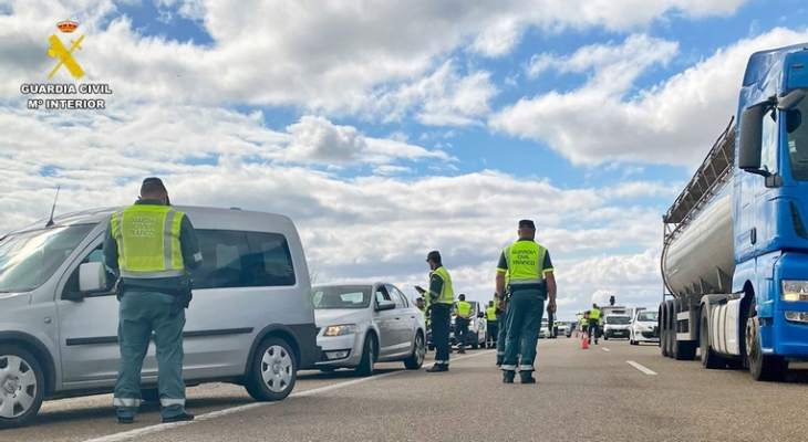 Detenido tras dar positivo en drogas, sin puntos en el carnet e intentar darse a la fuga en Extremadura