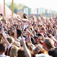 Sancionados por hacerse pasar por seguridad en un festival celebrado en Extremadura
