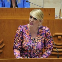 Manzano defiende que los presupuestos para Extremadura “Son los más altos de la historia”