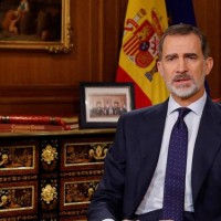 El Rey alerta de que fuera de la Constitución "no hay democracia ni convivencia"