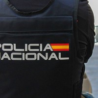 Jugadores del CD Badajoz protagonizan una tensa discusión con la policía la pasada noche