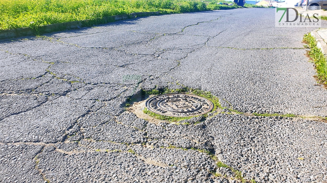 Cansados de la desidia del Ayuntamiento: "Alcalde, jamás te vimos pasear por la Luneta"