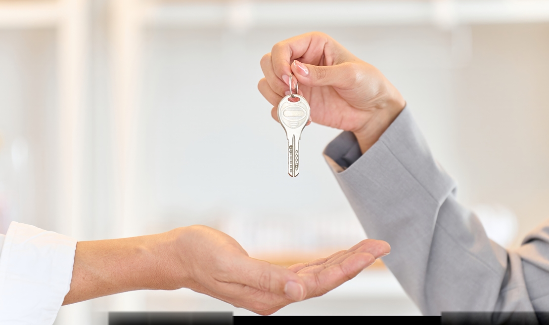 Sánchez: "Si España tiene un gran reto constitucional, ese es el de la vivienda"